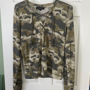 Derek Heart Camo Long Sleeve